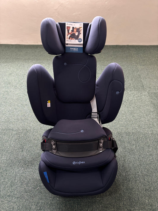 Pallas G i-Size (DEMO Unit)