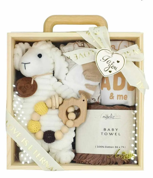 Angeliz Baby Gift Lovely sheep Wooden Box Hamper Set 8 pcs- Unisex