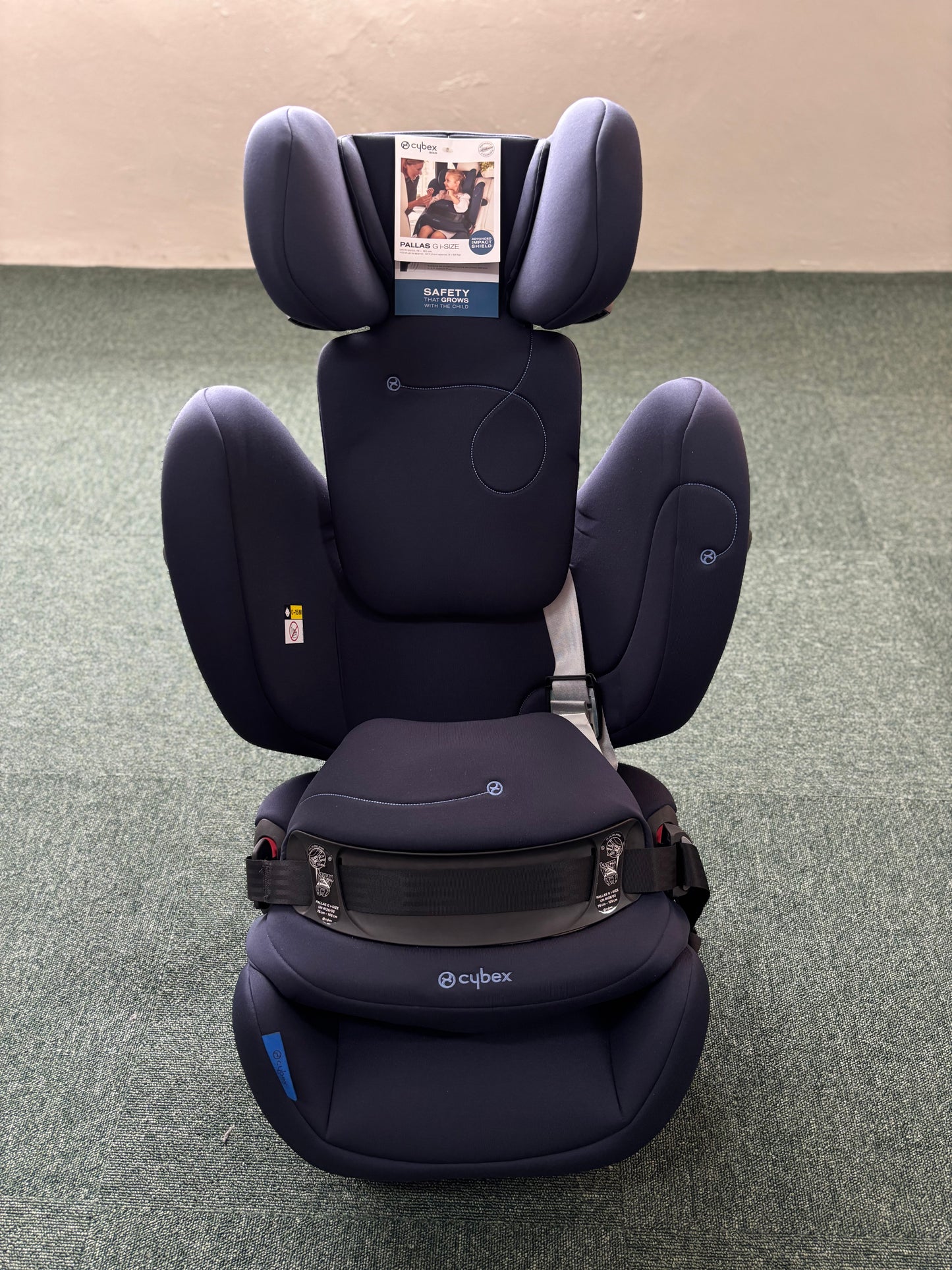 Pallas G i-Size (DEMO Unit)